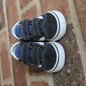 Vans Old Skool Shoes